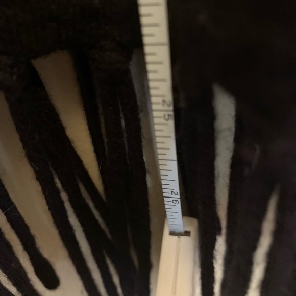 New Directions sweater with fringe - Picture 4 of 6